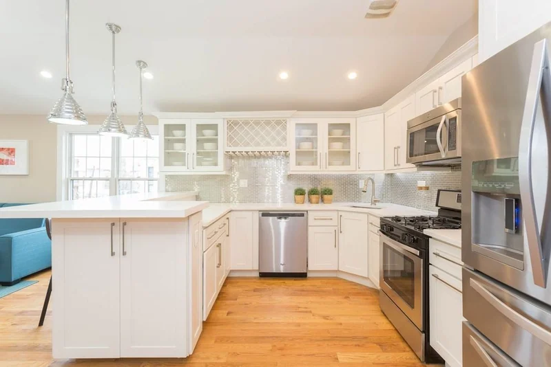 11-48 Welling Court, Astoria, NY — archive photograph