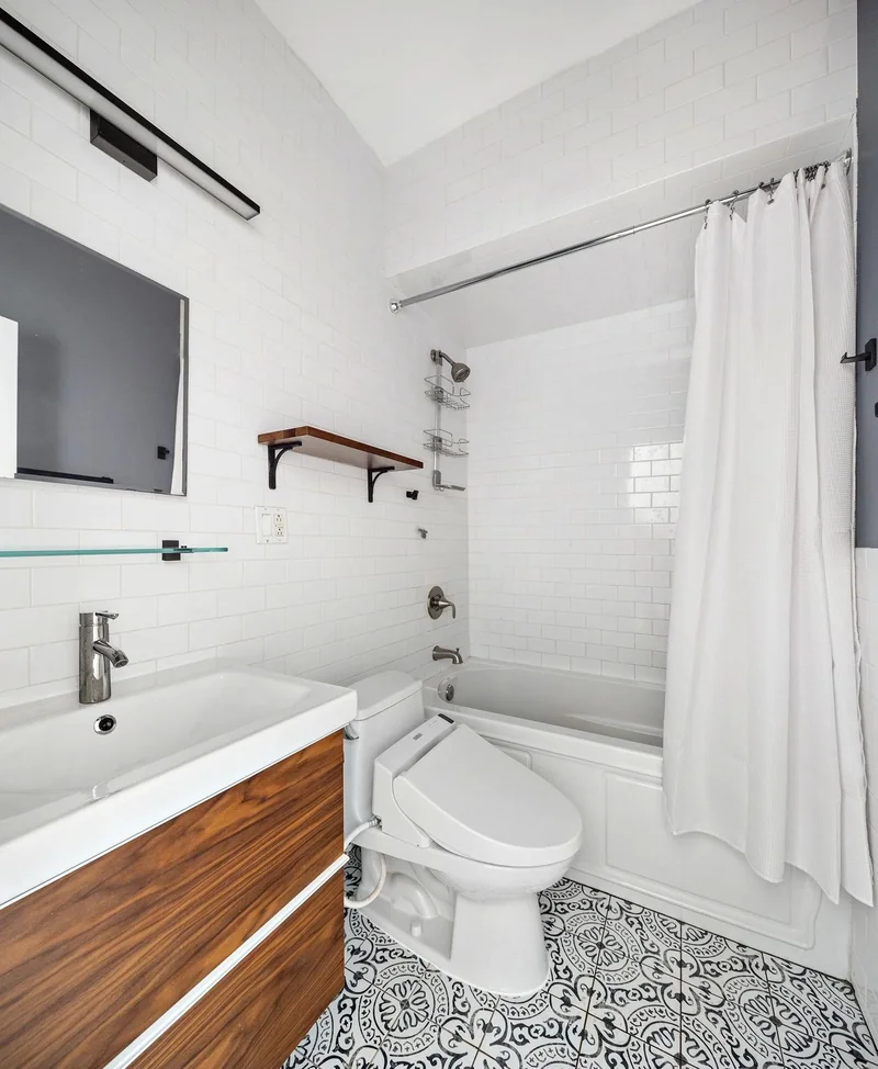282 Kosciuszko Street, Brooklyn, NY 11221 — archive photograph