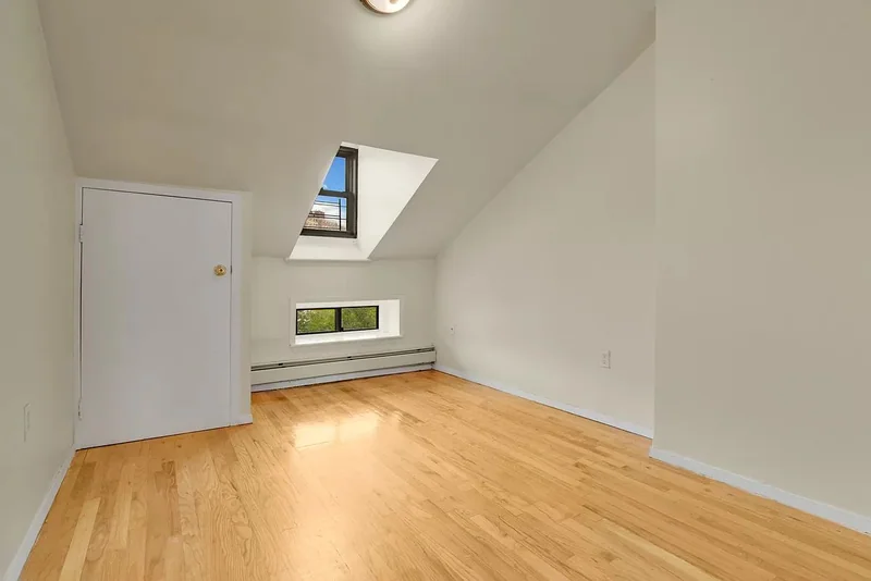 862 Lafayette Avenue, Brooklyn, NY — archive photograph