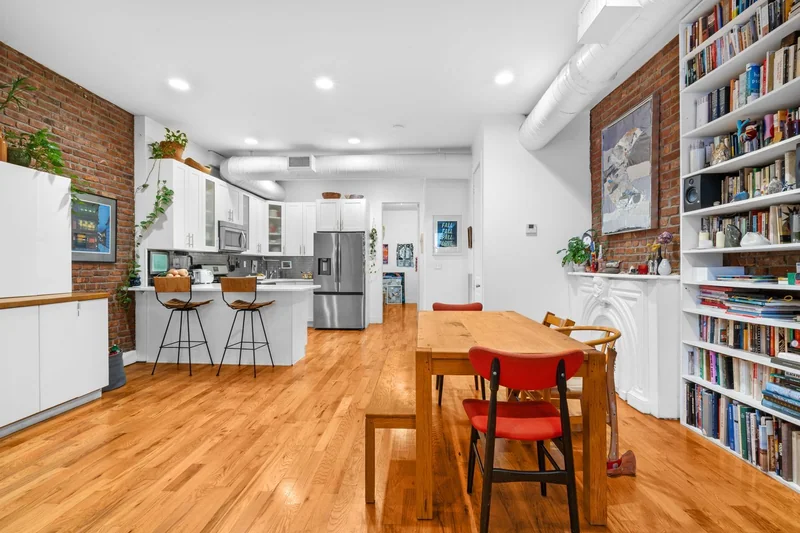 962 Gates Avenue, Brooklyn, NY — archive photograph