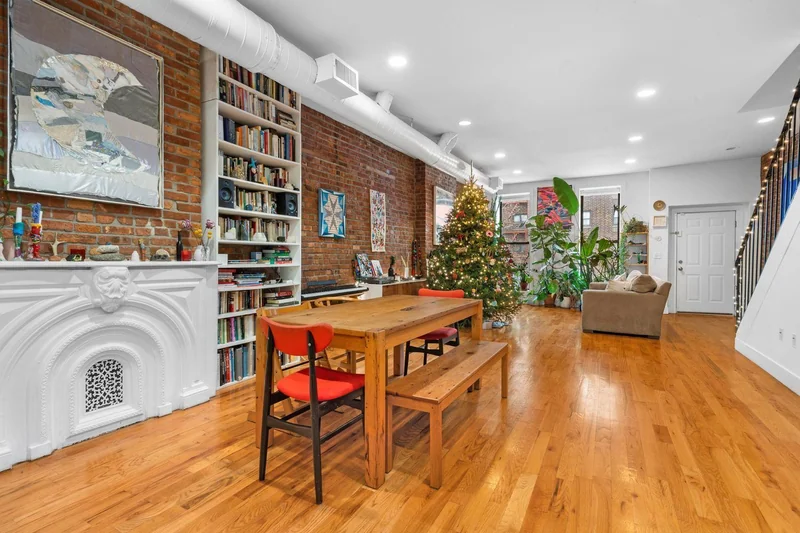 962 Gates Avenue, Brooklyn, NY — archive photograph