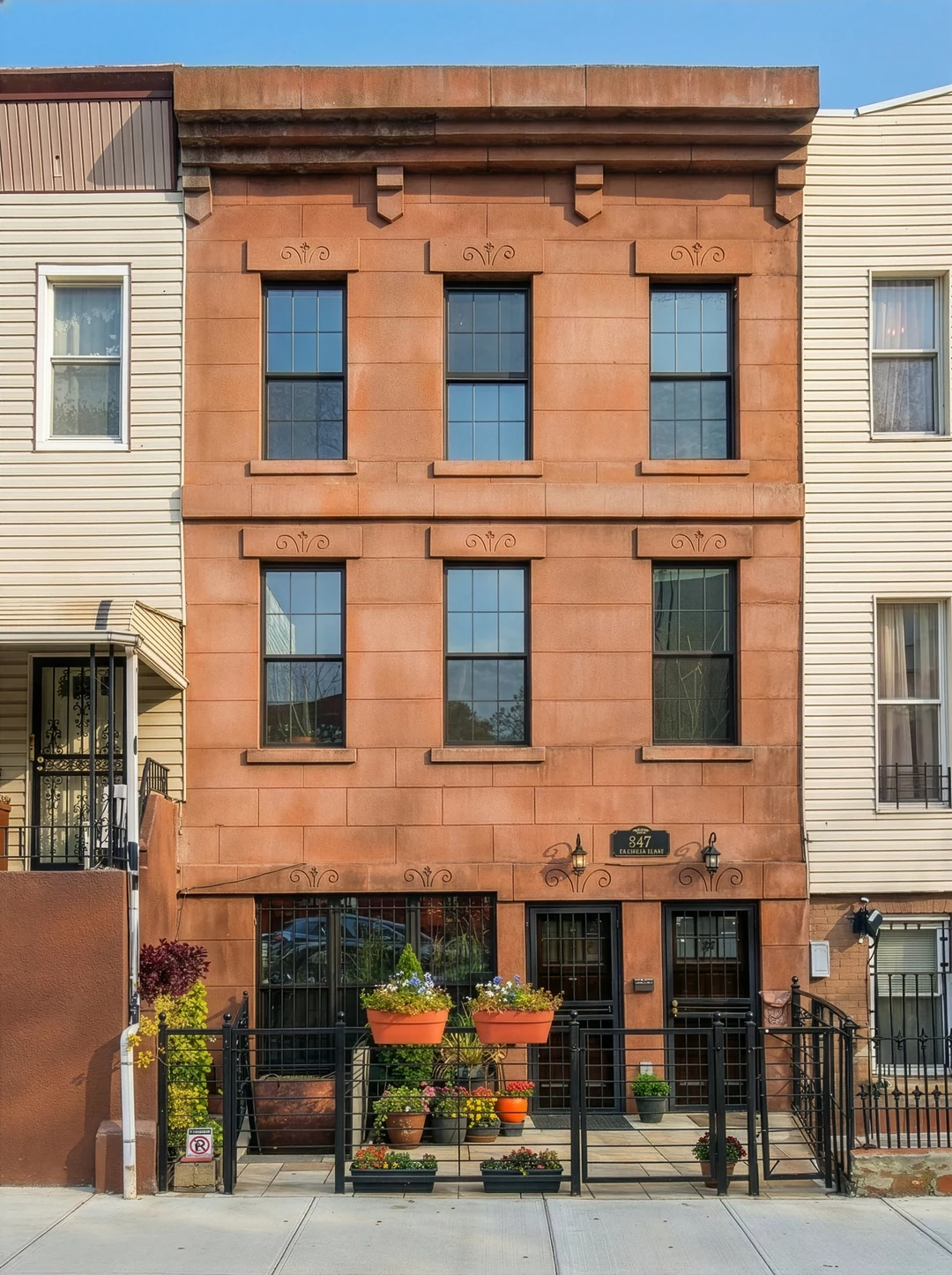 847 Willoughby Avenue